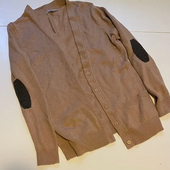 Womens Sweaters - Picture 4 of 6